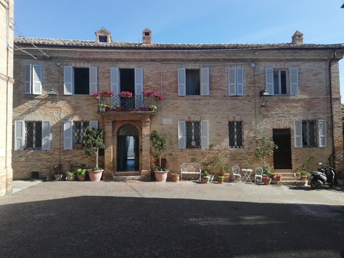 La Rosa Scarlatta Monterubbiano Eksteriør billede